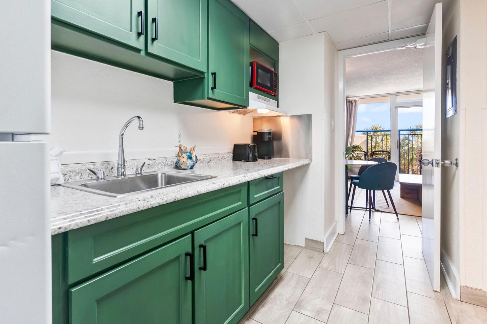 Recently Remodeled Double Queen Condo- Oceanfront Views! Boardwalk 135 Myrtle Beach Exteriér fotografie